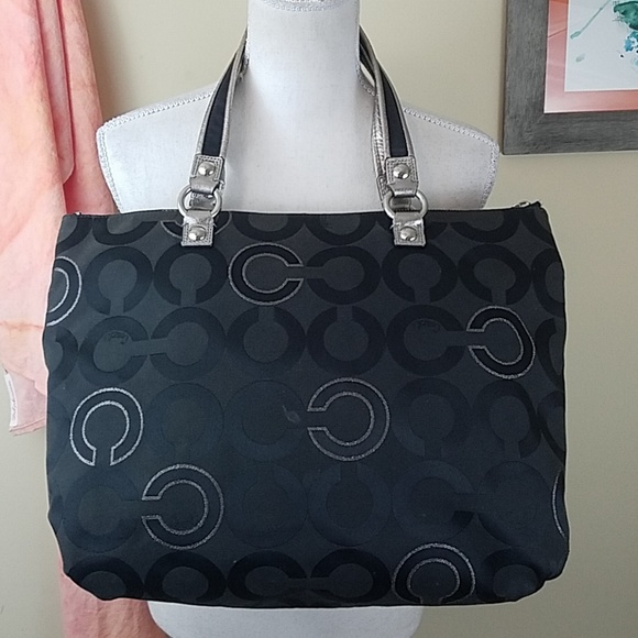 COACH BLACK & SILVER POPPY OP ART GLAM TOTE - Picture 2 of 8